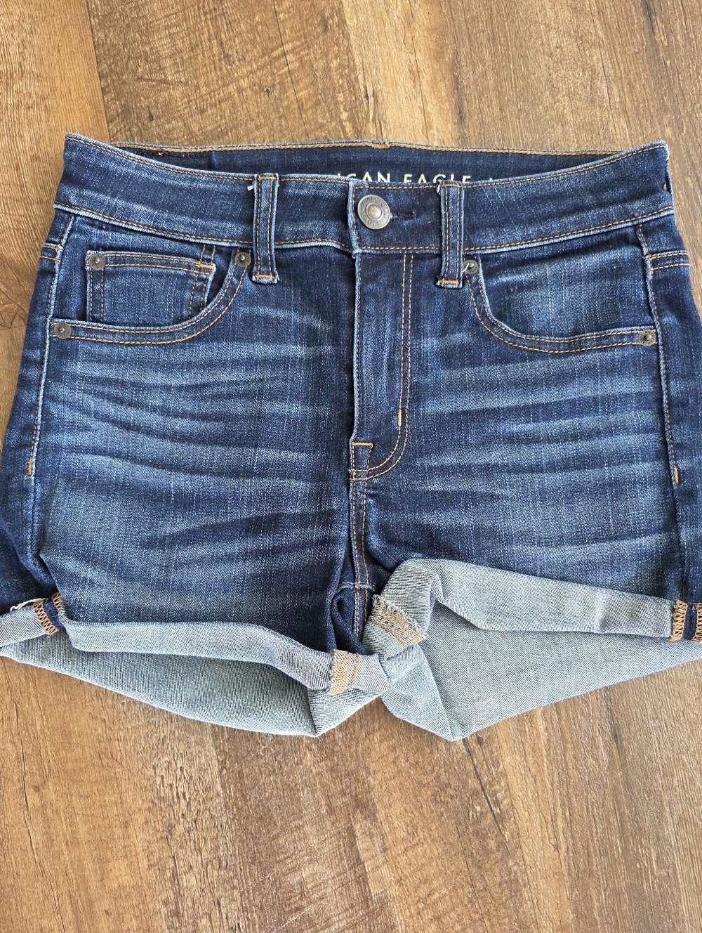 American Eagle Dark Wash Denim Rolled Shorts Hi Rise Shortie Size 2 Next Lvl Str